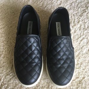 Steve Madden Eccentrcq Size 7.5 Black Slip-On